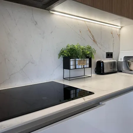 Tarracohomes, Town House La Mora Vila *