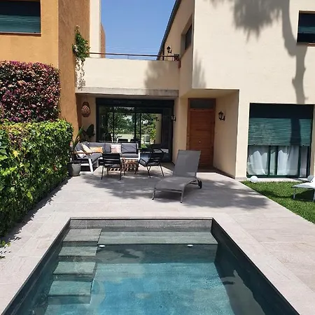 Tarracohomes, Town House La Mora 빌라 타라고나
