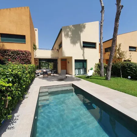 빌라 Tarracohomes, Town House La Mora