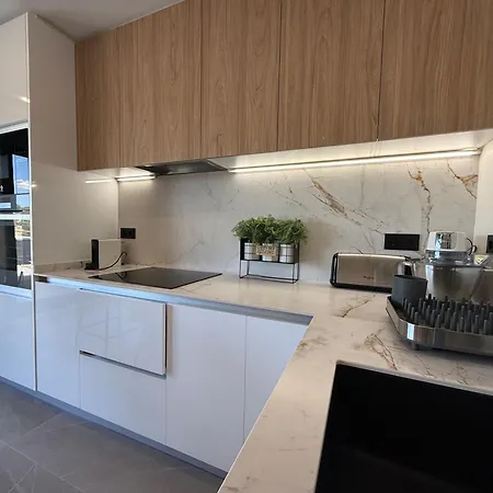 Tarracohomes, Town House La Mora 빌라 *